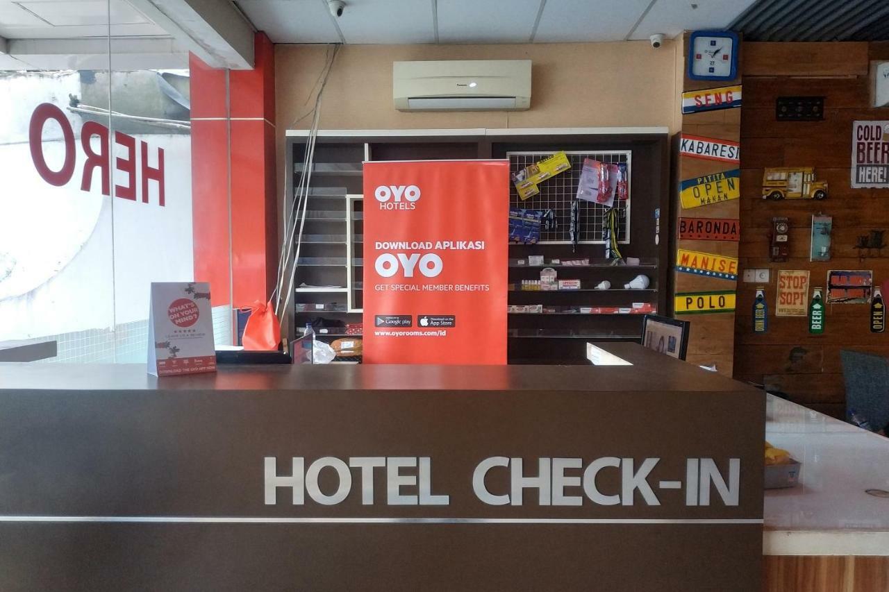 Oyo 1089 Hotel Hero อัมบอน ภายนอก รูปภาพ